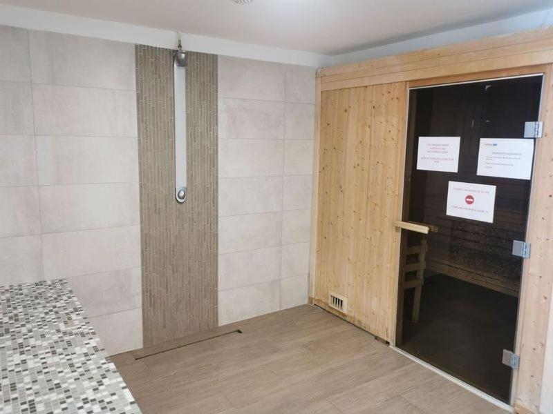 Cosy Cottage 1800 - Pied Des Pistes - Piscine, Sauna, Parking Privee Лез-Орр Екстер'єр фото